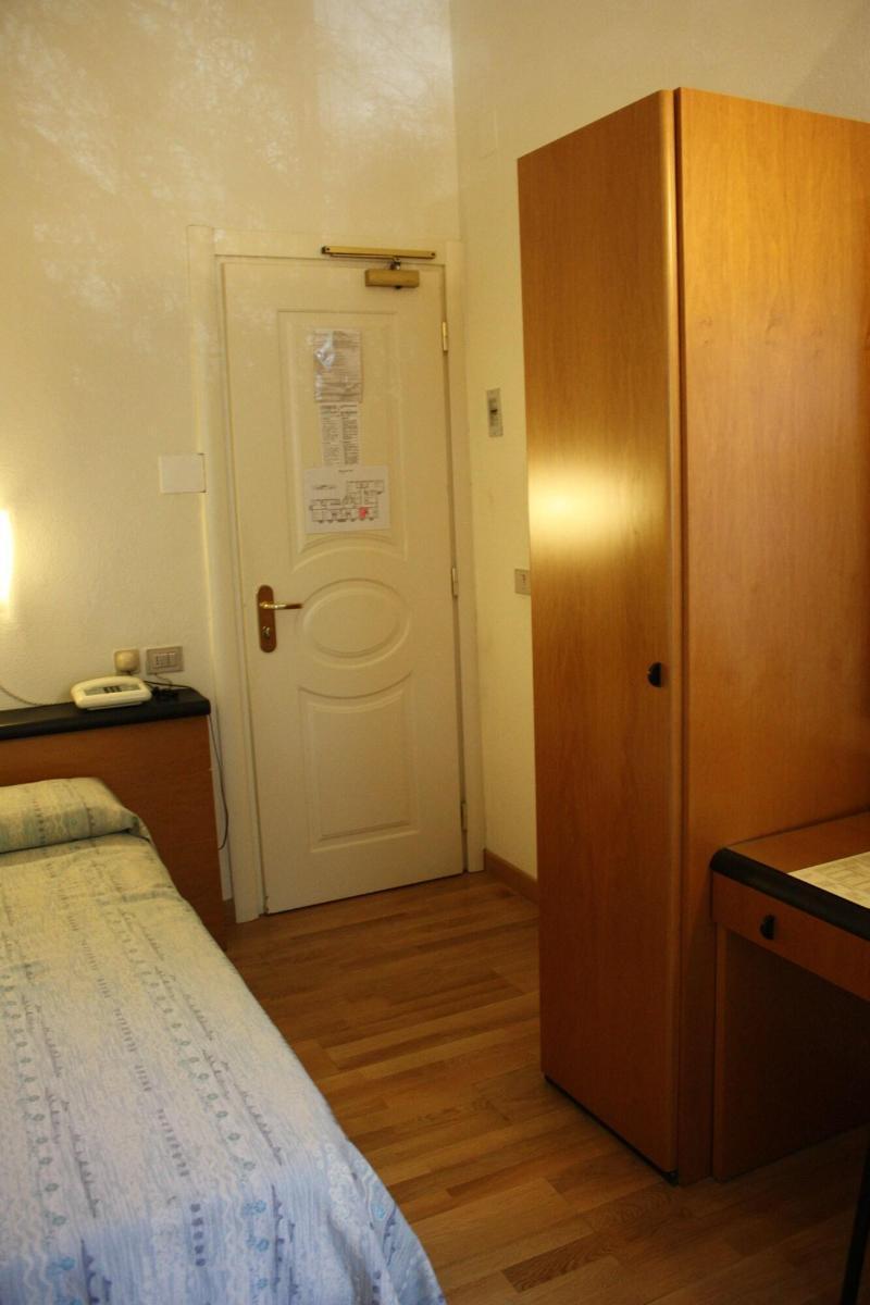Hotel Nuova グロッセート エクステリア 写真